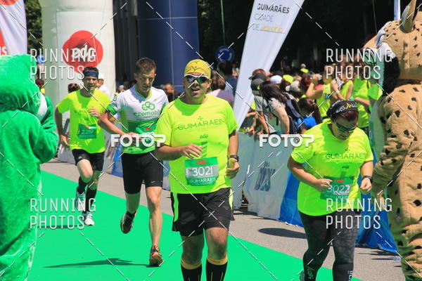 Buy your photos of the eventMeia Maratona Guimares 2016 on Fotop