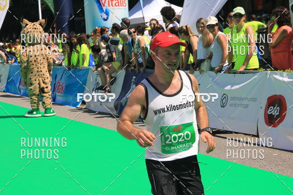 Buy your photos of the eventMeia Maratona Guimares 2016 on Fotop