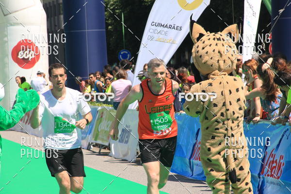 Buy your photos of the eventMeia Maratona Guimares 2016 on Fotop