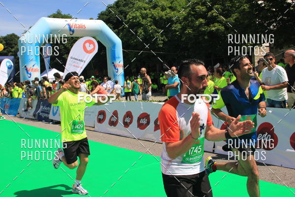 Buy your photos of the eventMeia Maratona Guimares 2016 on Fotop