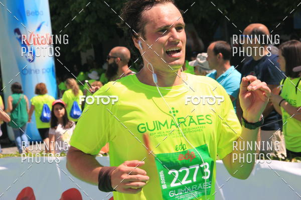 Buy your photos of the eventMeia Maratona Guimares 2016 on Fotop