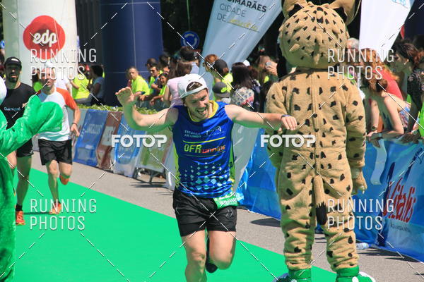 Buy your photos of the eventMeia Maratona Guimares 2016 on Fotop