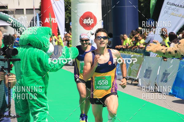 Buy your photos of the eventMeia Maratona Guimares 2016 on Fotop