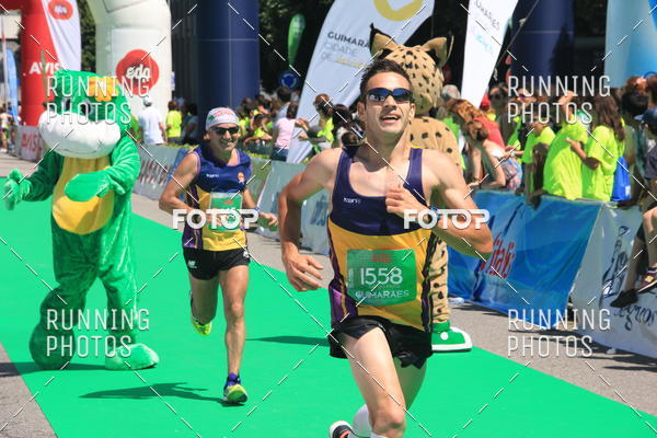 Buy your photos of the eventMeia Maratona Guimares 2016 on Fotop