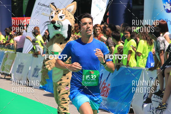 Buy your photos of the eventMeia Maratona Guimares 2016 on Fotop