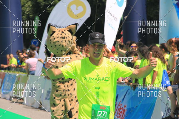 Buy your photos of the eventMeia Maratona Guimares 2016 on Fotop