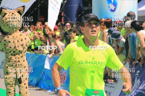 Buy your photos of the eventMeia Maratona Guimares 2016 on Fotop