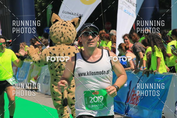 Buy your photos of the eventMeia Maratona Guimares 2016 on Fotop