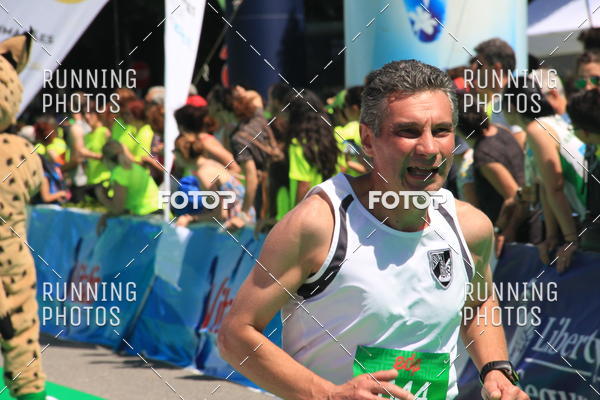 Buy your photos of the eventMeia Maratona Guimares 2016 on Fotop