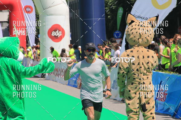 Buy your photos of the eventMeia Maratona Guimares 2016 on Fotop