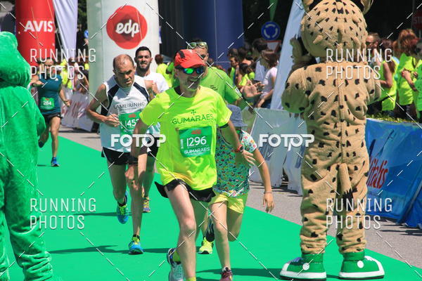 Buy your photos of the eventMeia Maratona Guimares 2016 on Fotop