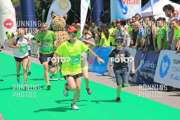 Buy your photos of the eventMeia Maratona Guimares 2016 on Fotop