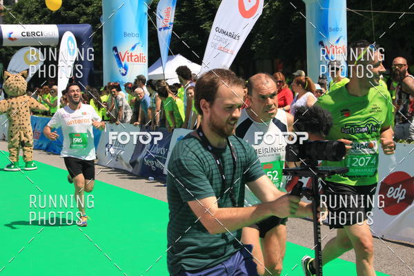 Buy your photos of the eventMeia Maratona Guimares 2016 on Fotop