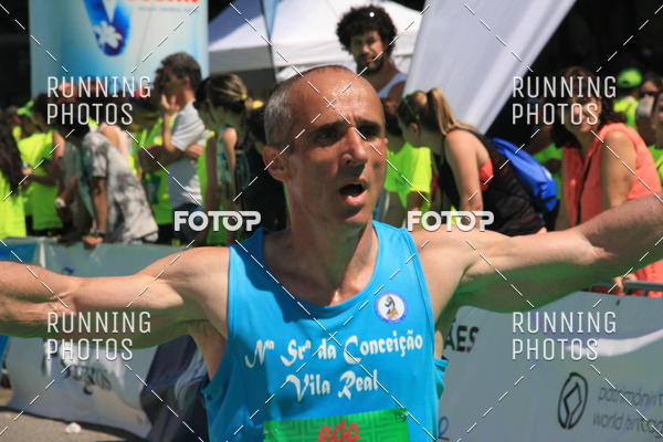 Buy your photos of the eventMeia Maratona Guimares 2016 on Fotop