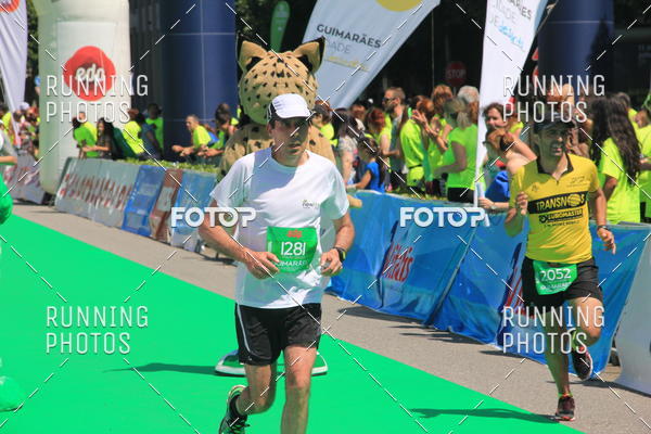 Buy your photos of the eventMeia Maratona Guimares 2016 on Fotop