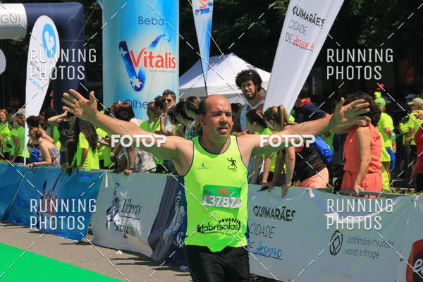 Buy your photos of the eventMeia Maratona Guimares 2016 on Fotop