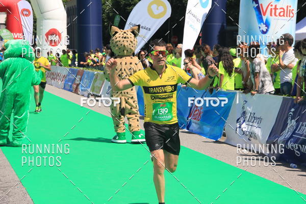 Buy your photos of the eventMeia Maratona Guimares 2016 on Fotop