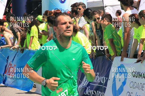 Buy your photos of the eventMeia Maratona Guimares 2016 on Fotop