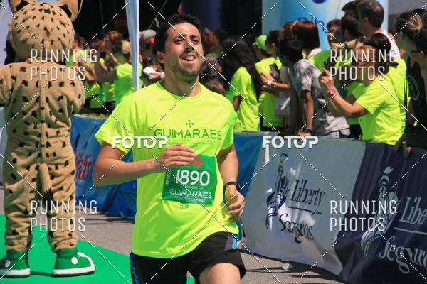 Buy your photos of the eventMeia Maratona Guimares 2016 on Fotop
