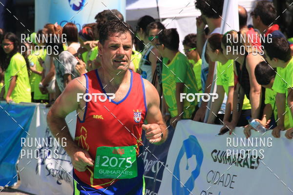 Buy your photos of the eventMeia Maratona Guimares 2016 on Fotop