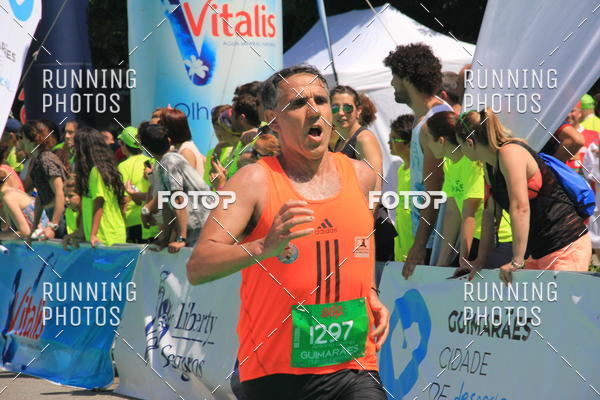 Buy your photos of the eventMeia Maratona Guimares 2016 on Fotop
