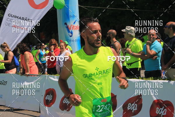 Buy your photos of the eventMeia Maratona Guimares 2016 on Fotop