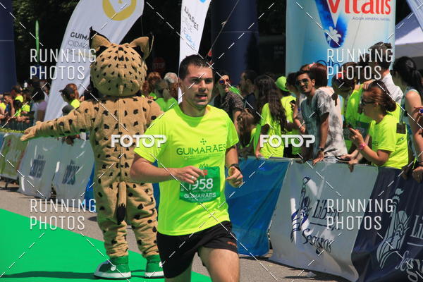 Buy your photos of the eventMeia Maratona Guimares 2016 on Fotop
