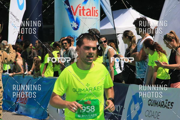 Buy your photos of the eventMeia Maratona Guimares 2016 on Fotop