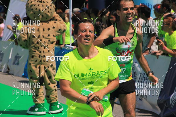 Buy your photos of the eventMeia Maratona Guimares 2016 on Fotop
