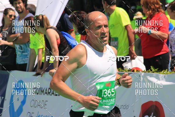 Buy your photos of the eventMeia Maratona Guimares 2016 on Fotop
