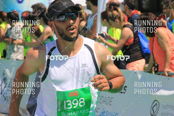 Buy your photos of the eventMeia Maratona Guimares 2016 on Fotop