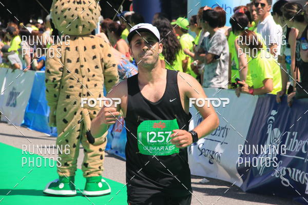 Buy your photos of the eventMeia Maratona Guimares 2016 on Fotop