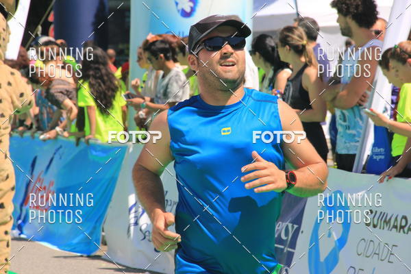 Buy your photos of the eventMeia Maratona Guimares 2016 on Fotop