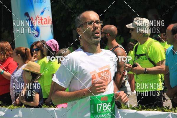 Buy your photos of the eventMeia Maratona Guimares 2016 on Fotop