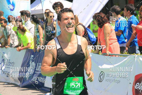 Buy your photos of the eventMeia Maratona Guimares 2016 on Fotop