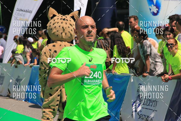 Buy your photos of the eventMeia Maratona Guimares 2016 on Fotop