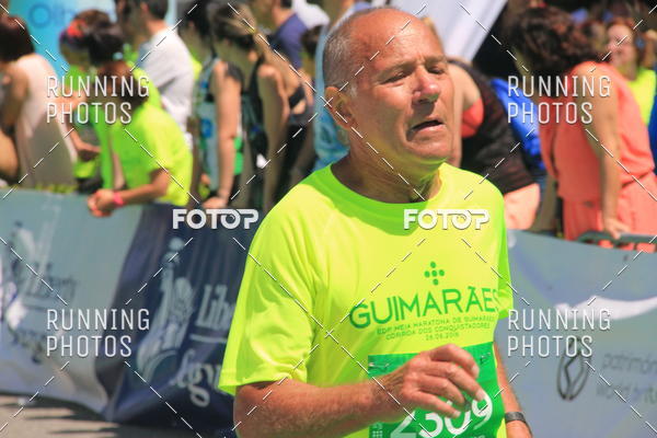 Buy your photos of the eventMeia Maratona Guimares 2016 on Fotop