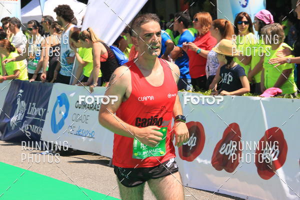 Buy your photos of the eventMeia Maratona Guimares 2016 on Fotop