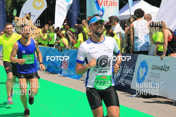 Buy your photos of the eventMeia Maratona Guimares 2016 on Fotop