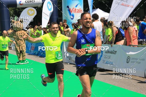 Buy your photos of the eventMeia Maratona Guimares 2016 on Fotop