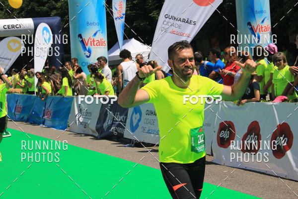 Buy your photos of the eventMeia Maratona Guimares 2016 on Fotop
