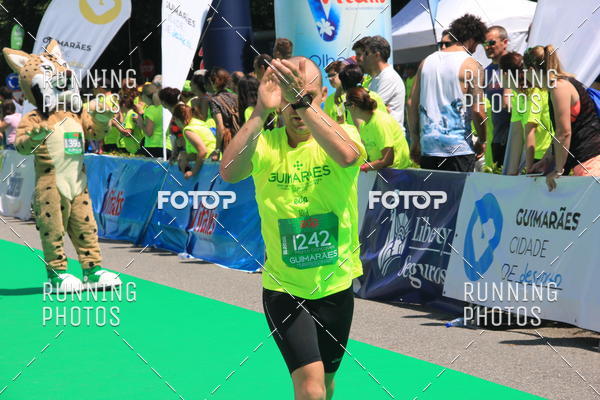 Buy your photos of the eventMeia Maratona Guimares 2016 on Fotop