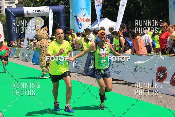 Buy your photos of the eventMeia Maratona Guimares 2016 on Fotop