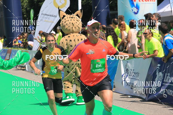Buy your photos of the eventMeia Maratona Guimares 2016 on Fotop