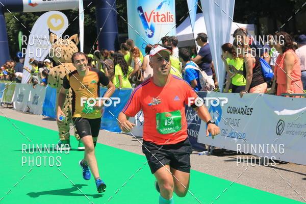 Buy your photos of the eventMeia Maratona Guimares 2016 on Fotop