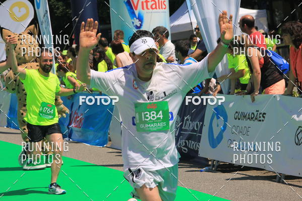 Buy your photos of the eventMeia Maratona Guimares 2016 on Fotop