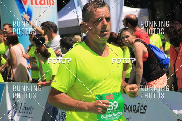 Buy your photos of the eventMeia Maratona Guimares 2016 on Fotop