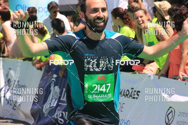 Buy your photos of the eventMeia Maratona Guimares 2016 on Fotop