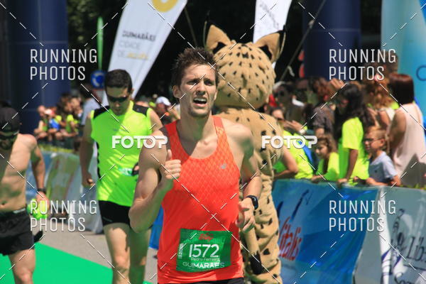 Buy your photos of the eventMeia Maratona Guimares 2016 on Fotop