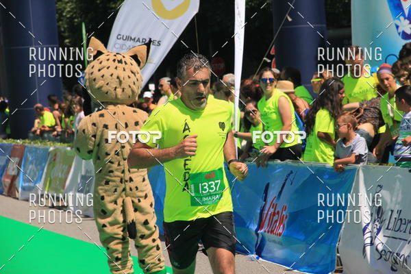 Buy your photos of the eventMeia Maratona Guimares 2016 on Fotop